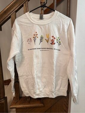 White Floral Graphic Sweatshirt - Made Everything Beautiful